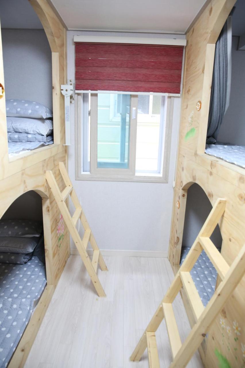 Coco Capsule Guesthouse 釜山広域市 エクステリア 写真