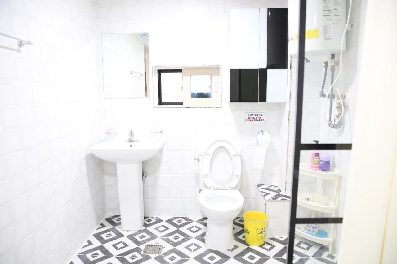 Coco Capsule Guesthouse 釜山広域市 エクステリア 写真