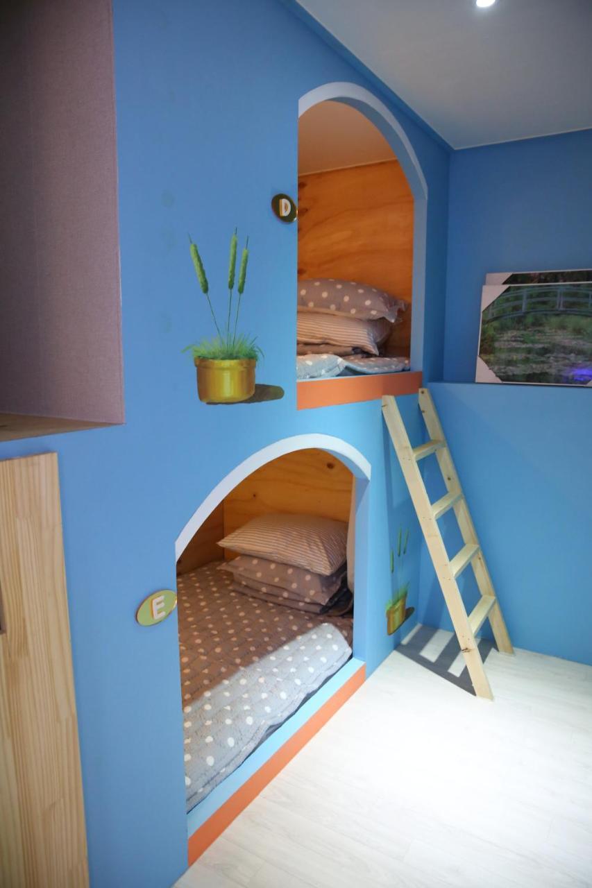 Coco Capsule Guesthouse 釜山広域市 エクステリア 写真